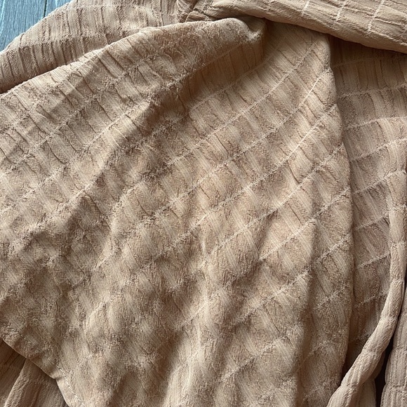 tan romper - Picture 3 of 4